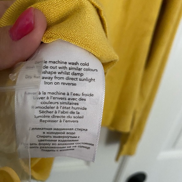 Emily and fin yellow palm print sweater size medium - Picture 5 of 5